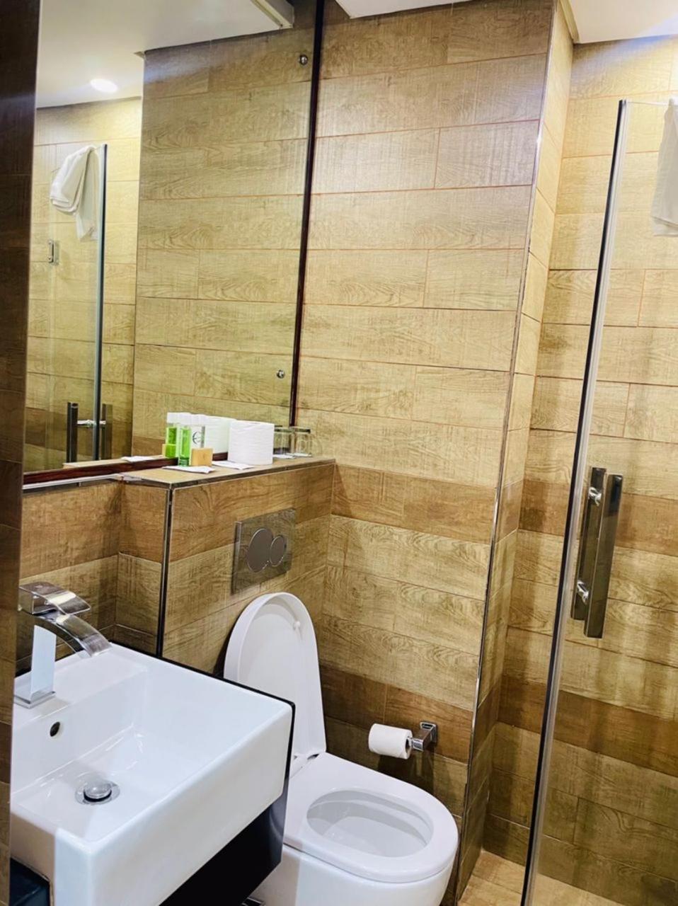 Aquarian Tide Hotel Gaborone Zewnętrze zdjęcie