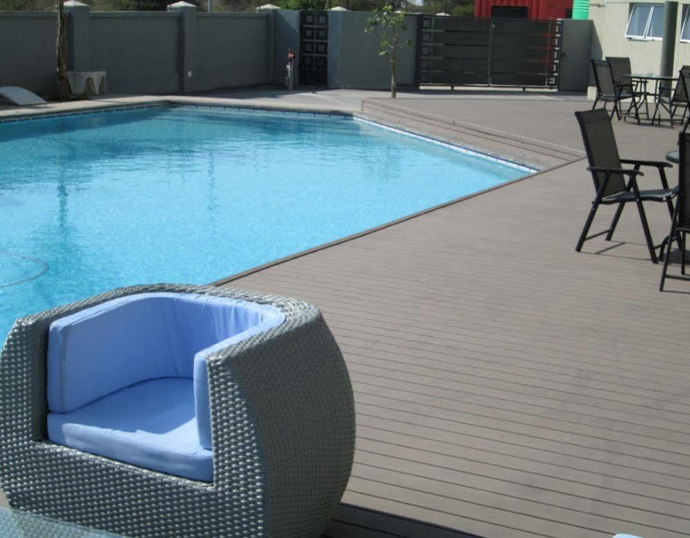 Aquarian Tide Hotel Gaborone Zewnętrze zdjęcie
