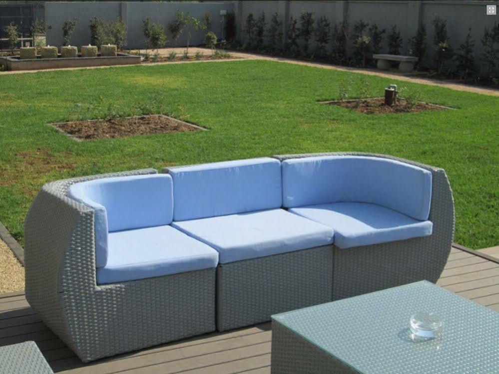 Aquarian Tide Hotel Gaborone Zewnętrze zdjęcie